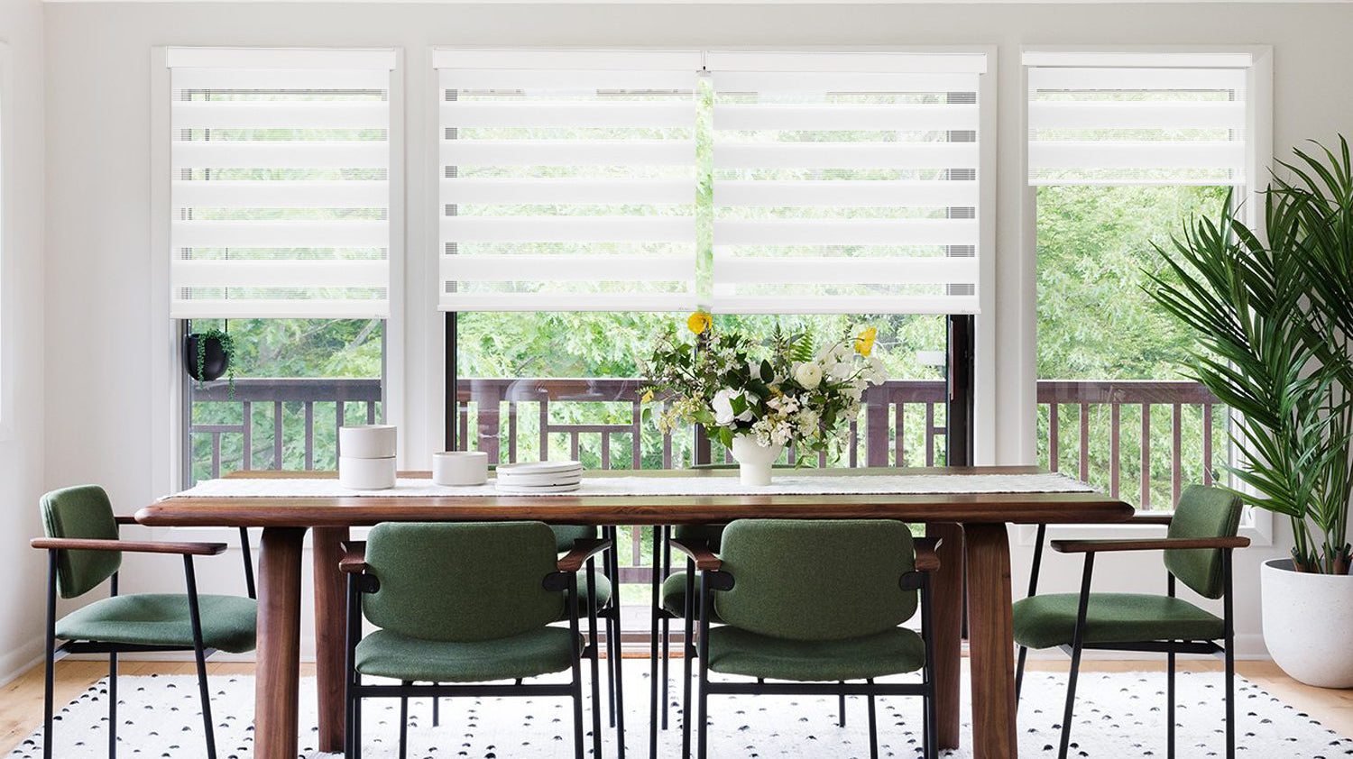 Manual vs. Electric Shades: Find the Perfect Fit for Your Home and Lifestyle